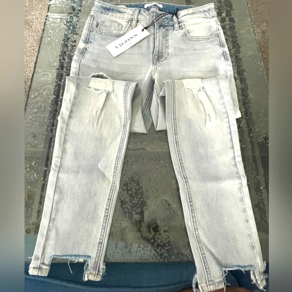 Nwt Vigoss Women's Light Blue Distressed Marley Mid Rise Skinny Jeans Size 26x27 - Picture 1 of 6